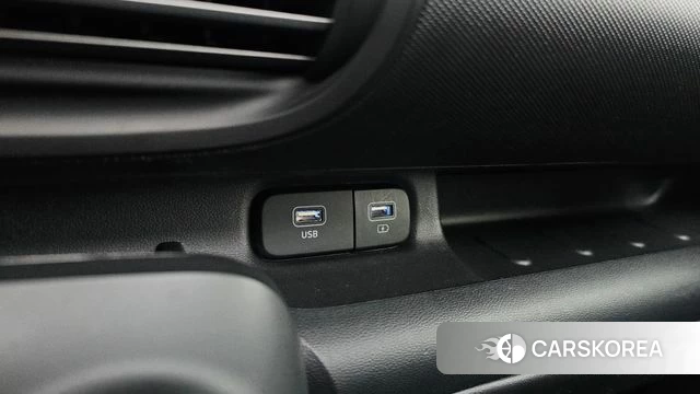 Hyundai Casper 2023 Темно-зеленый из Кореи, фото 3