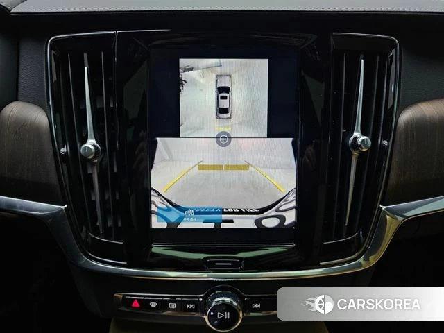 Volvo S90 2024 Черный из Кореи, фото 3