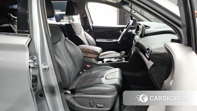 Hyundai Santa Fe TM 2018 Серебристо-серый из Кореи, фото 3