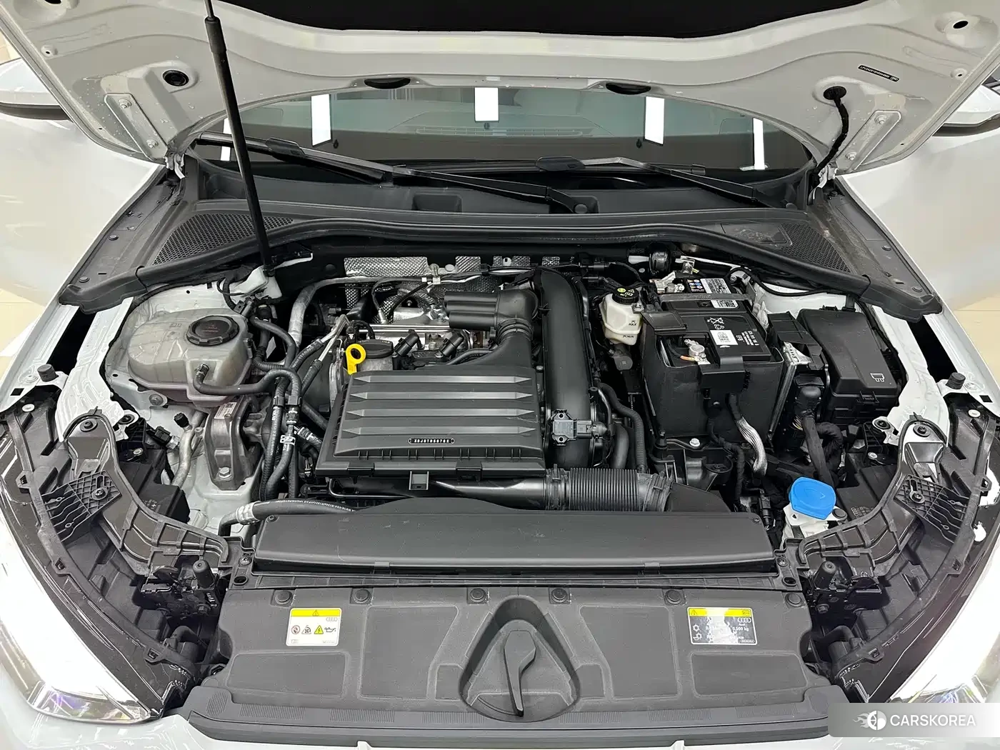 Audi A3 2023 Белый из Китая, фото 3