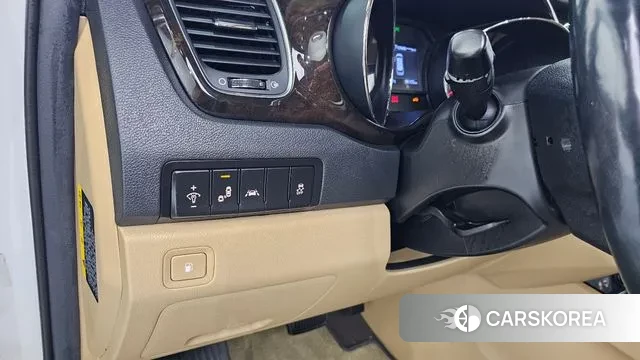 Kia The New Carnival 2019 Белый из Кореи, фото 3