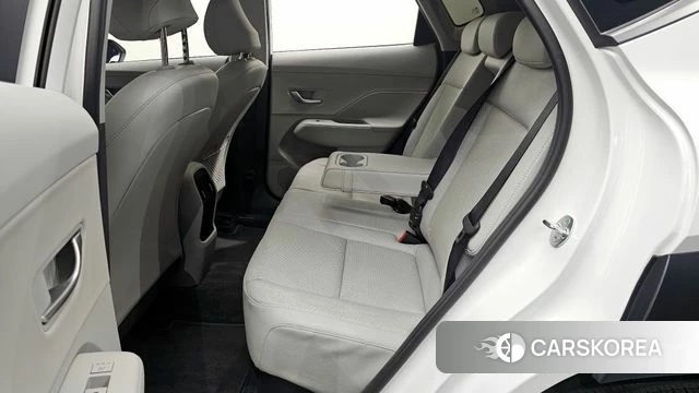 Hyundai Kona Hybrid (SX2) 2024 Белый из Кореи, фото 3
