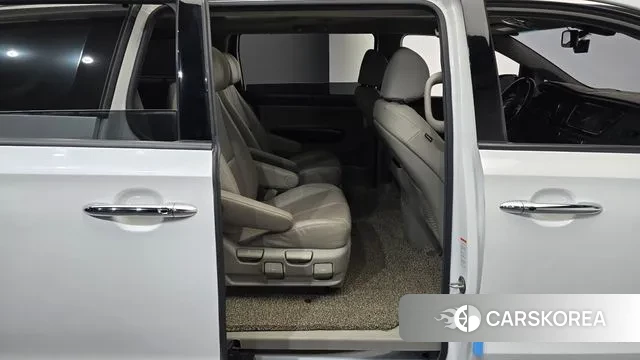 Kia The New Carnival 2019 Белый из Кореи, фото 3
