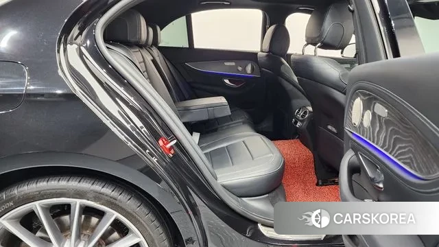 Mercedes-Benz E-Class W213 2021 Черный из Кореи, фото 3