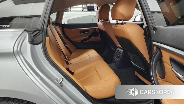 BMW 4 Series (F32) 2018 Серебристо-серый из Кореи, фото 3