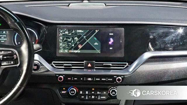 Kia Niro Plus 2022 Серебряный из Кореи, фото 3