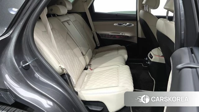 Genesis GV70 2023 Серый из Кореи, фото 3