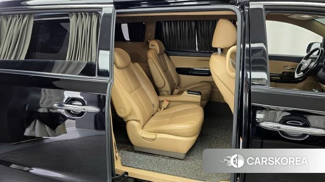 Kia The New Carnival 2019 Черный из Кореи, фото 3