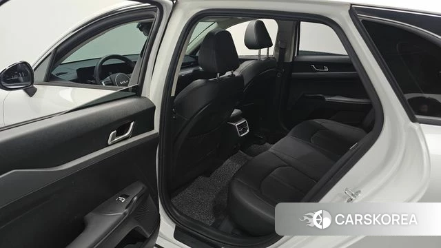 Kia The New K5 3rd generation 2024 Белый из Кореи, фото 3