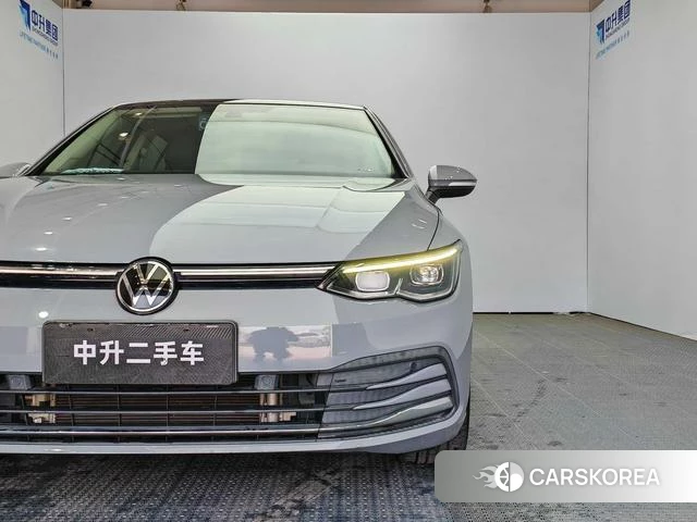 Volkswagen Golf 2021 Темно-серый из Китая, фото 3