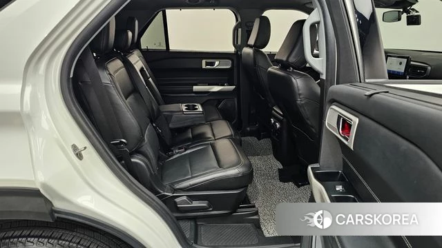 Ford Explorer 6th Generation 2022 Белый из Кореи, фото 3