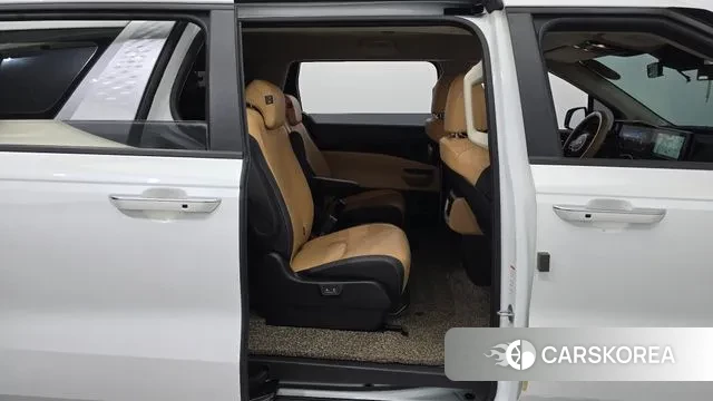 Kia Carnival 4th generation 2022 Белый из Кореи, фото 3