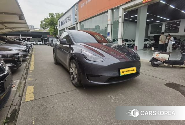 Tesla Model Y 2023 Темно-серый из Китая, фото 3