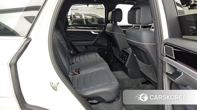 Volkswagen Touareg 3rd generation id 2925353 из Кореи 3