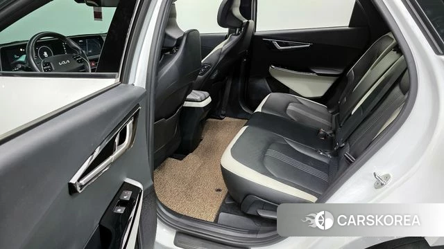 Kia EV6 2022 Белый из Кореи, фото 3