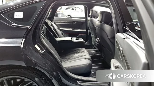 Genesis G80 (RG3) 2025 Черный из Кореи, фото 3