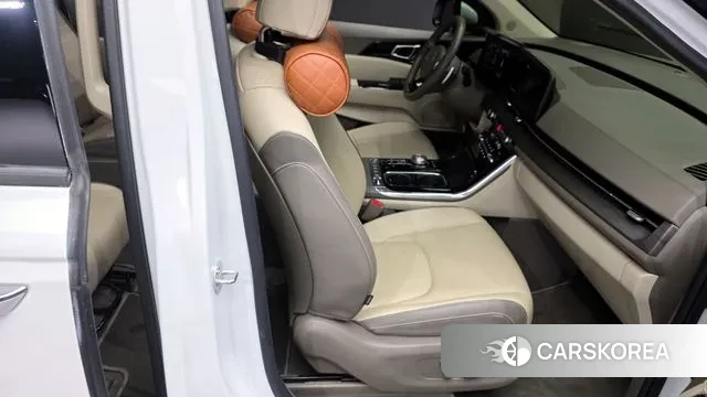 Kia Carnival 4th generation 2023 Белый из Кореи, фото 3