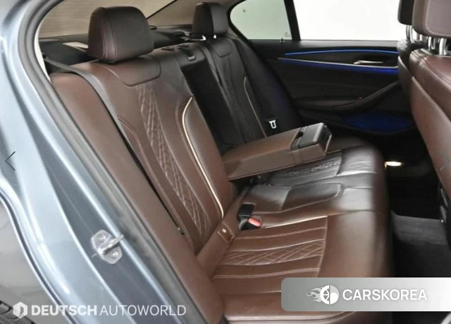 BMW 5 Series (G30) 2019 Серый из Кореи, фото 3