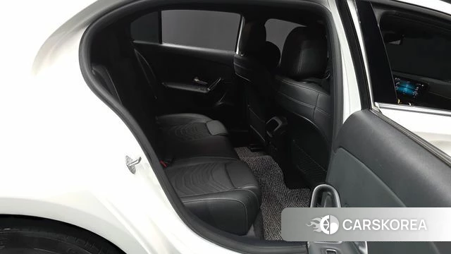 Mercedes-Benz A-Class W177 2019 Белый из Кореи, фото 3