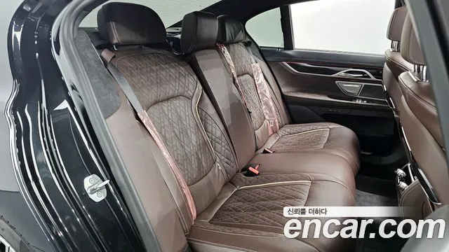 BMW 7 Series (G11) id 2530756 из Кореи 3