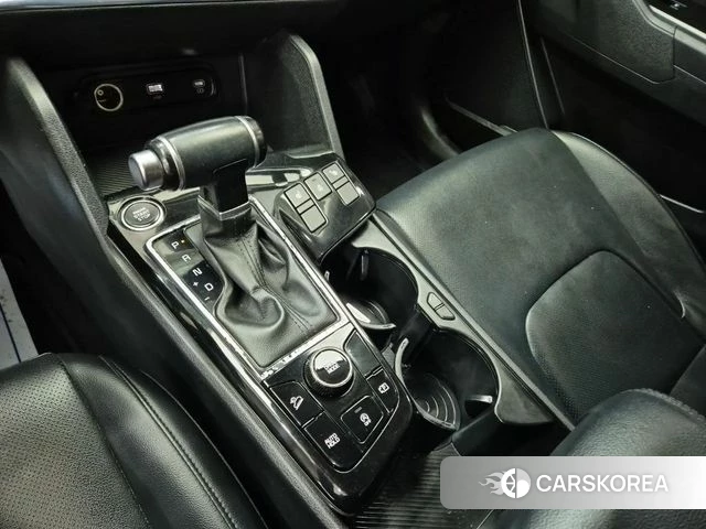 Kia Sportage 5th Generation 2022 Белый из Кореи, фото 3