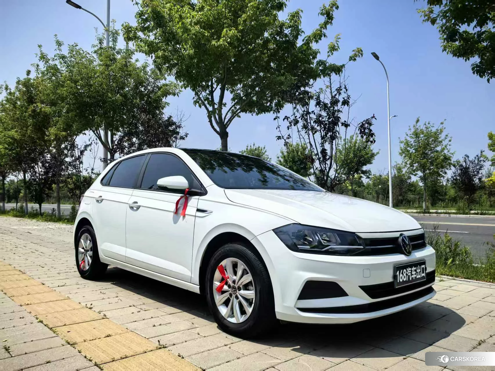 Volkswagen Polo 2022 Белый из Китая, фото 3