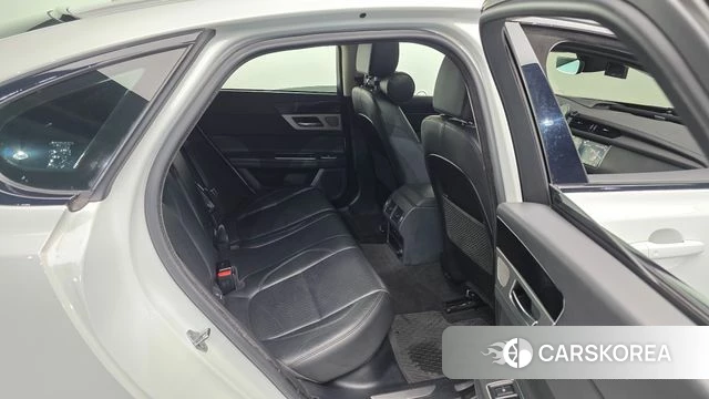 Jaguar XF (X260) 2019 Белый из Кореи, фото 3
