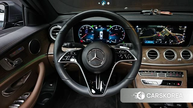 Mercedes-Benz E-Class W213 2022 Серый из Кореи, фото 3