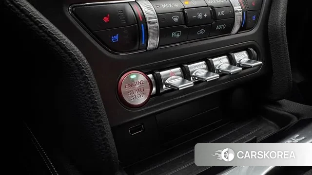 Ford Mustang 2021 Красный из Кореи, фото 3