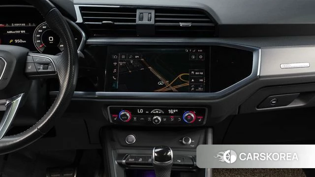 Audi Q3 (F3) 2020 Серый из Кореи, фото 3