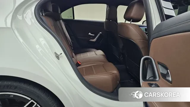 Mercedes-Benz A-Class W177 2021 Белый из Кореи, фото 3