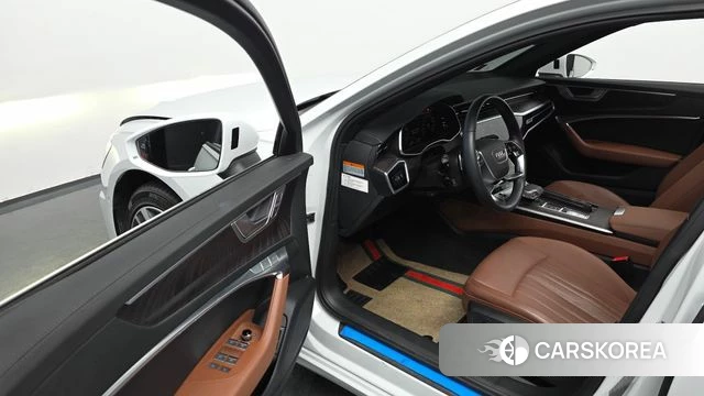 Audi A6 (C8) 2023 Белый из Кореи, фото 3