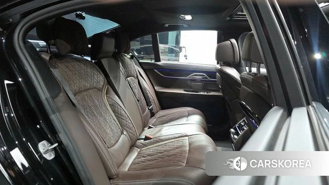 BMW 7 Series (G11) 2020 Черный из Кореи, фото 3