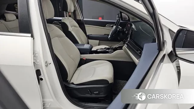 Kia Sportage 5th Generation Hybrid 2021 Белый из Кореи, фото 3