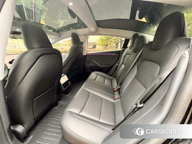 Tesla Model 3 2026 Черный из Китая, фото 3