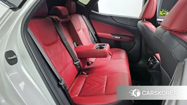 Lexus NX350h Second generation 2024 Белый из Кореи, фото 3