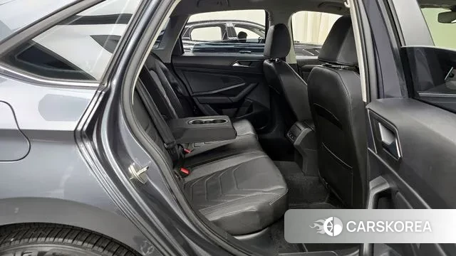 Volkswagen 7th Generation of Jetta 2021 Серый из Кореи, фото 3