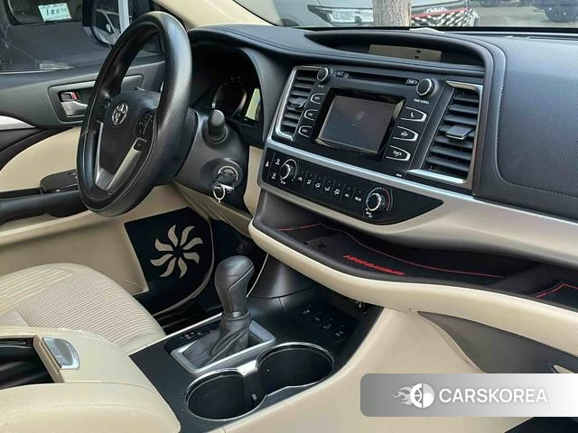 Toyota Highlander 2021 Черный из Китая, фото 3