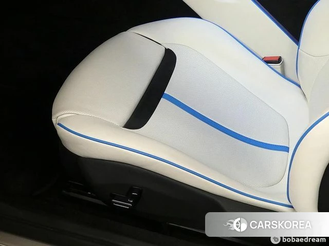 Ferrari Rome 2023 Красный из Кореи, фото 3
