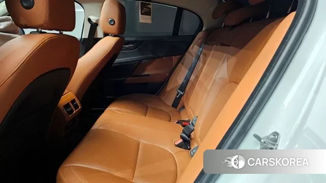 Jaguar XE 2018 Белый из Кореи, фото 3