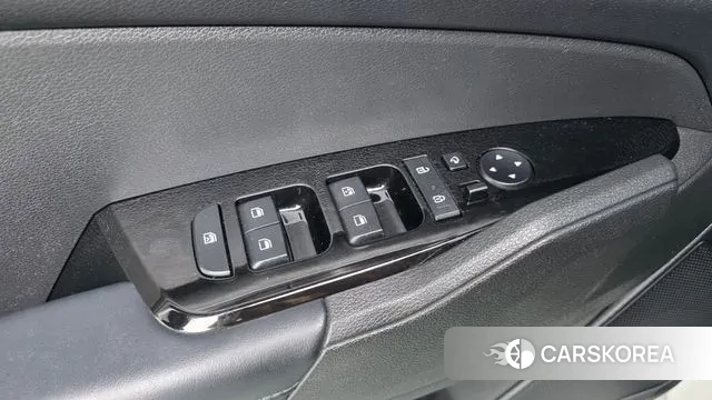 Kia Sportage 5th Generation 2022 Белый из Кореи, фото 3