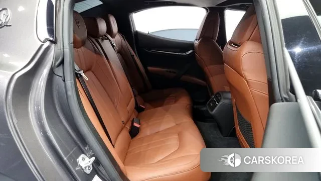 Maserati Ghibli 2020 Серый из Кореи, фото 3