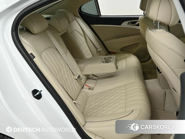 Genesis The New G70 id 3805367 из Кореи 3