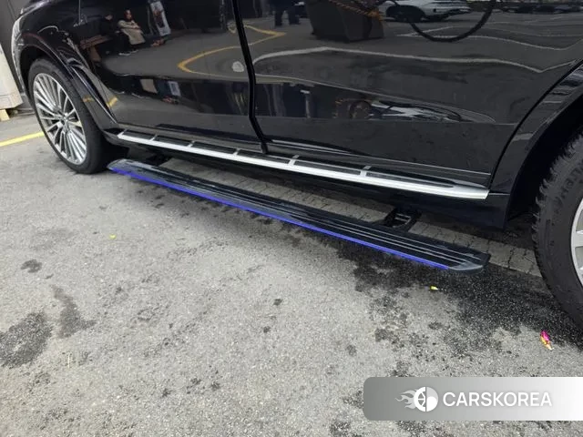 BMW X7 (G07) 2022 Черный из Кореи, фото 3