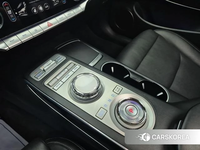 Genesis GV70 2021 Белый из Кореи, фото 3