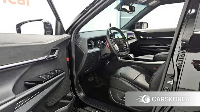 Ssangyong Torres 2022 Черный из Кореи, фото 3