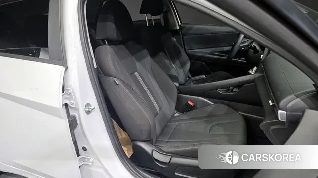 Hyundai Avante (CN7) 2020 Белый из Кореи, фото 3