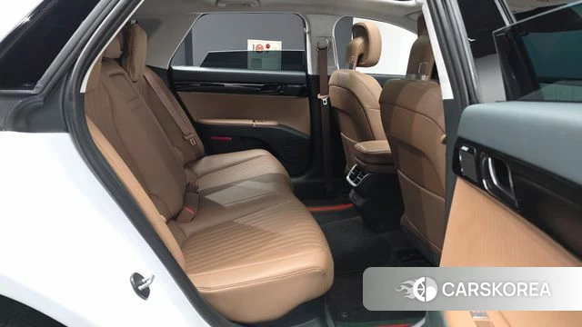 Hyundai Grandeur Hybrid (GN7) 2024 Белый из Кореи, фото 3