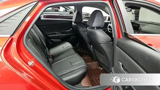 Hyundai Avante (CN7) 2021 Красный из Кореи, фото 3