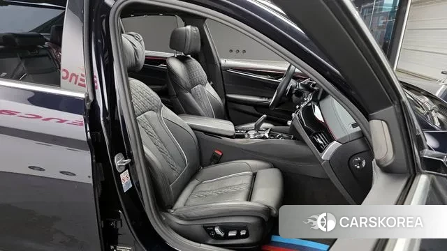 BMW 5 Series (G30) 2021 Синий из Кореи, фото 3